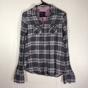 🤩. American Eagle womens flannel size 4 💜